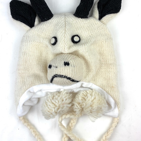 Woolen Animal Beanie - Picture 5 of 9